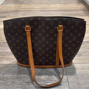 Pre-Owned Louis Vuitton Babylone Monogram Tote in worn but good condition!